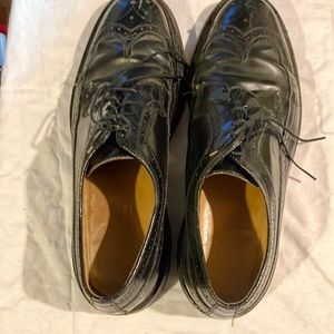 Johnson Murphy black wing tip shoe men’s US 10